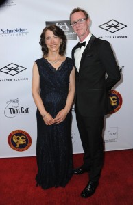 775453811_AL_1977_6A6BEBD72C80F66633CCDC9350B692FF